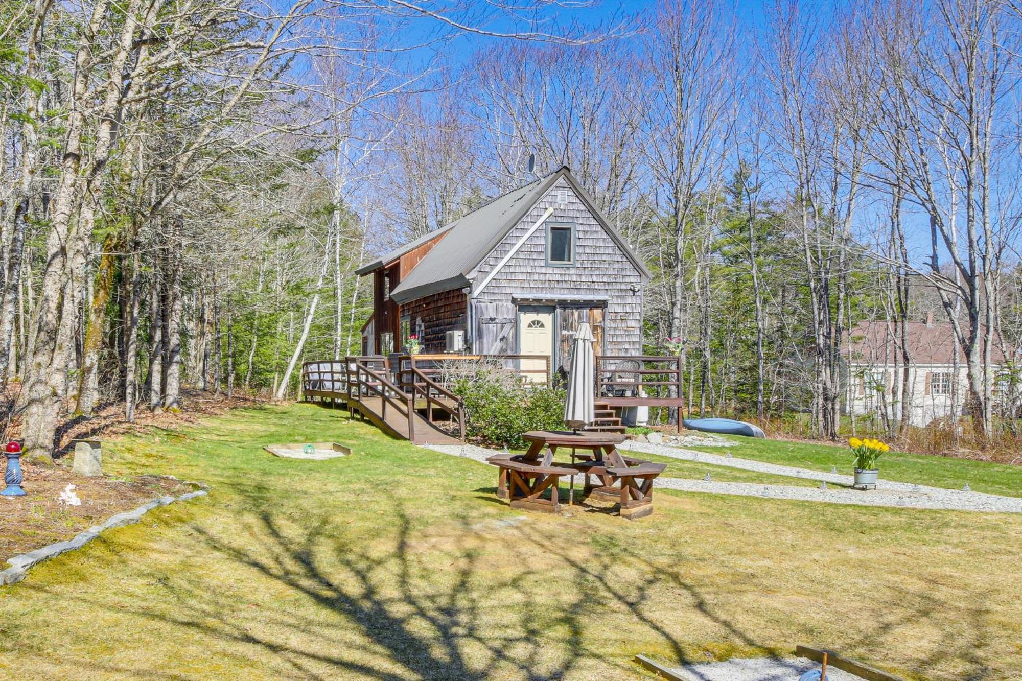 Rustic Searsport Cabin Loft And Sunroom On 10 Acres Εξωτερικό φωτογραφία
